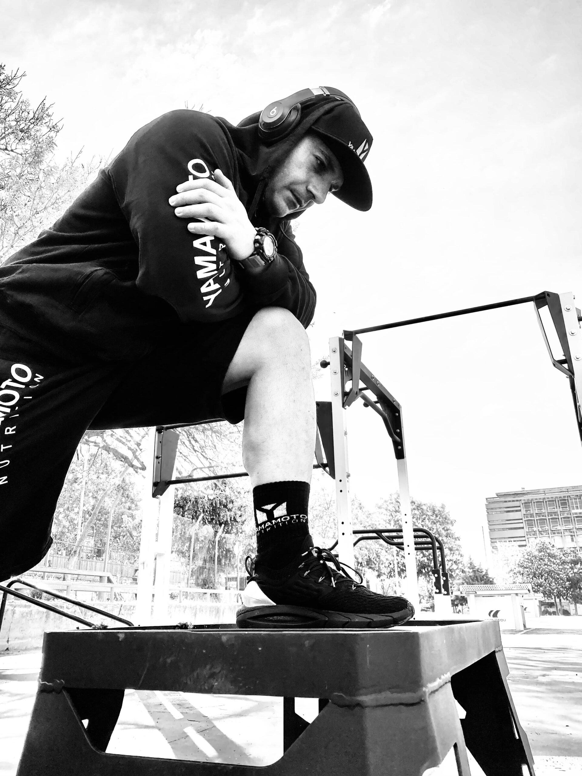 fitnes_trenirovka_na_otkrito_i_vuv_fitnes_zala_2